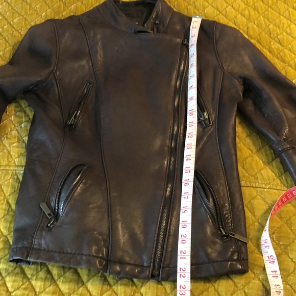 Beautiful Barneys Dark Brown Leather jacket Small EUC - Picture 5 of 6